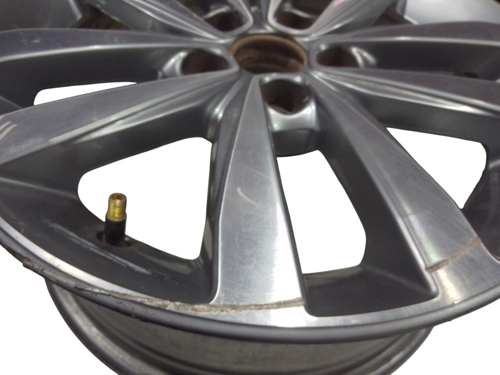 Roda liga leve aro 15 alumínio Volkswagen 5×100 et 6810 9