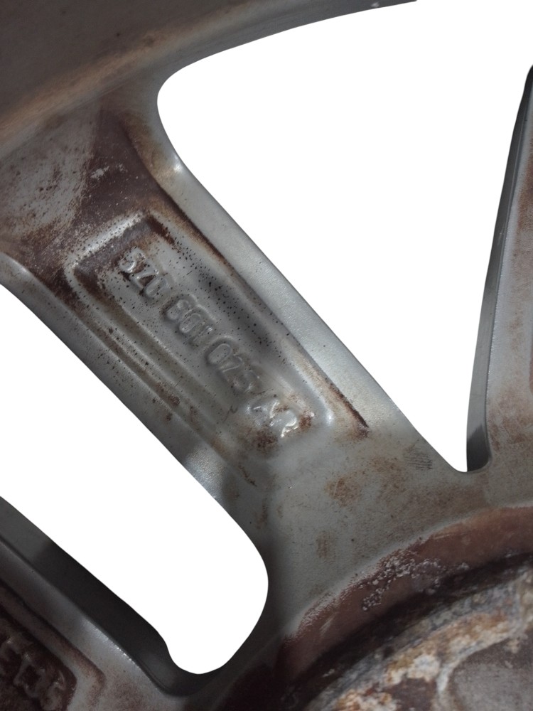 Roda liga leve aro 15 alumínio Volkswagen 5×100 8
