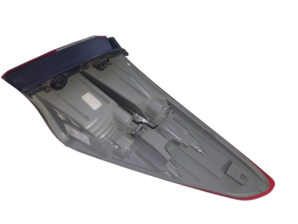Lanterna Esquerda Hyundai Hb20 Sedan 2012/2015 9240115100 Esquerdo/motorista 3