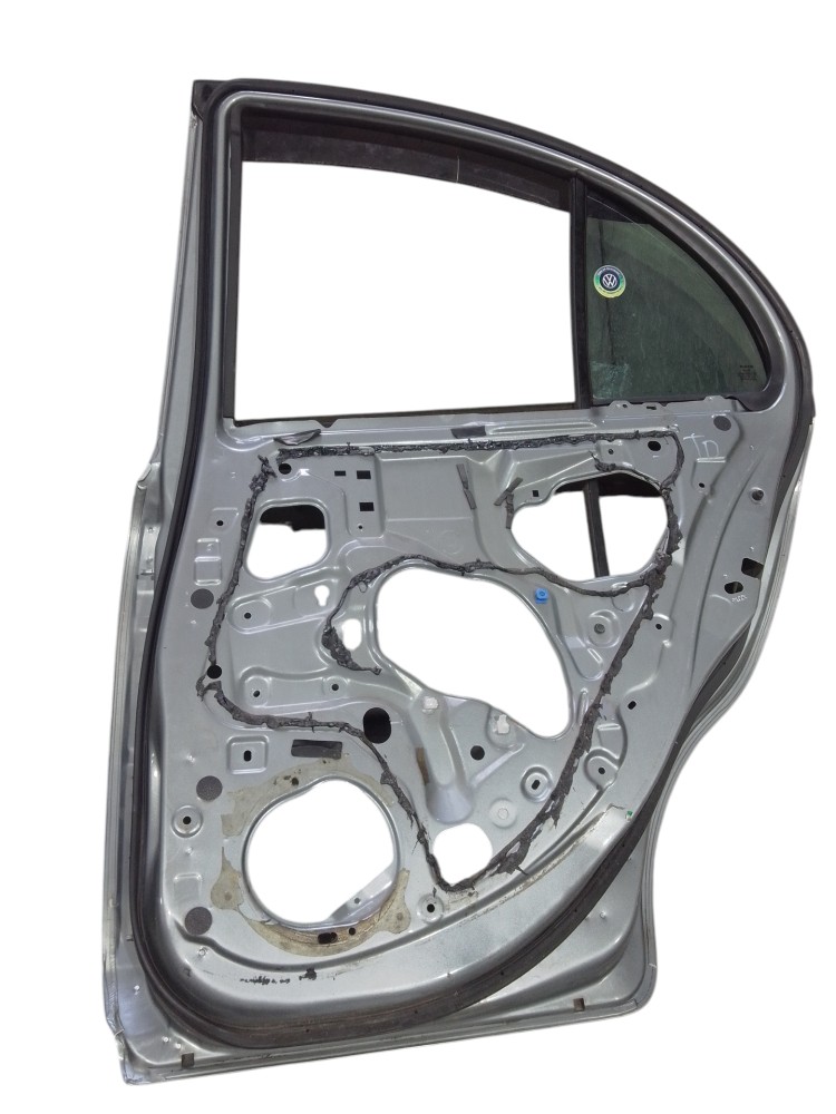 Porta traseira Direita Nissan March 2011 2019 3