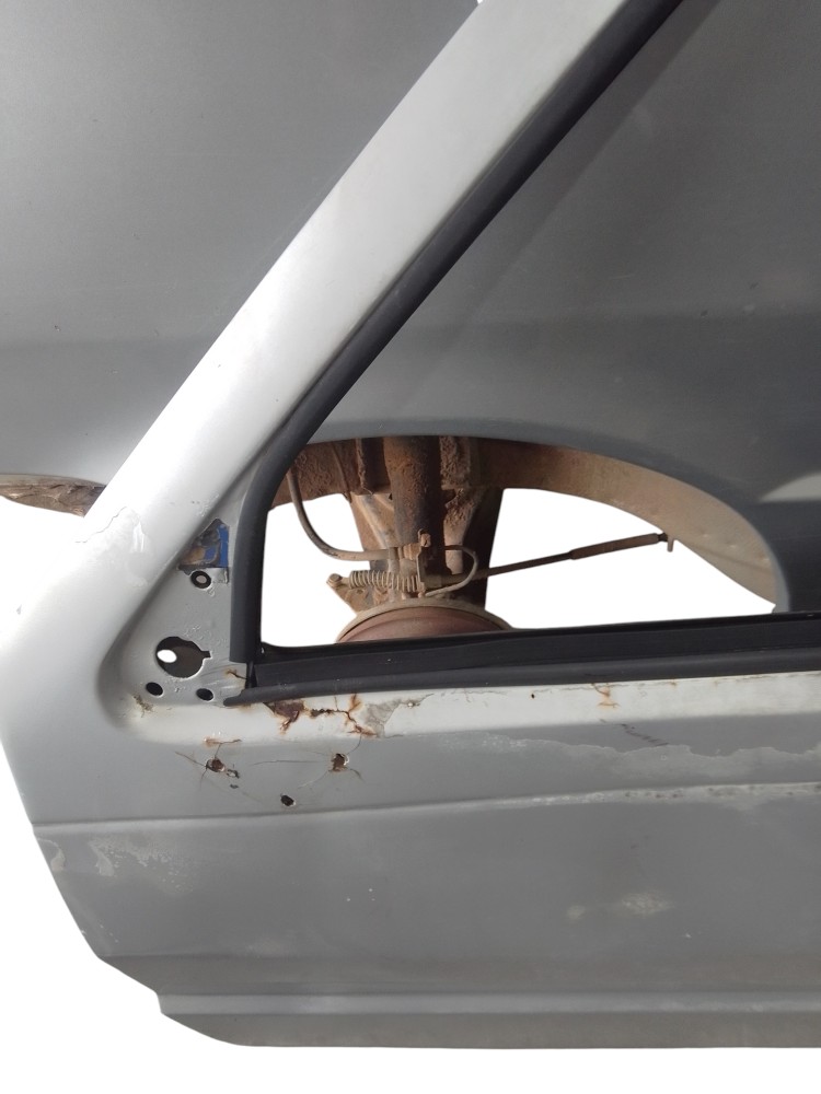Porta Dianteira Esquerda Fiorino Fiat 1996 A 2000 Dianteira Esquerdo Prata