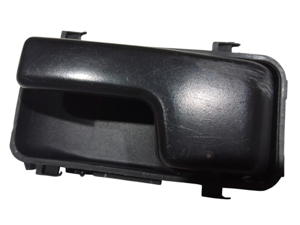 Maçaneta Lado Esquerdo Fiat Uno Prêmio 2010 2014 Preto Dianteira 7