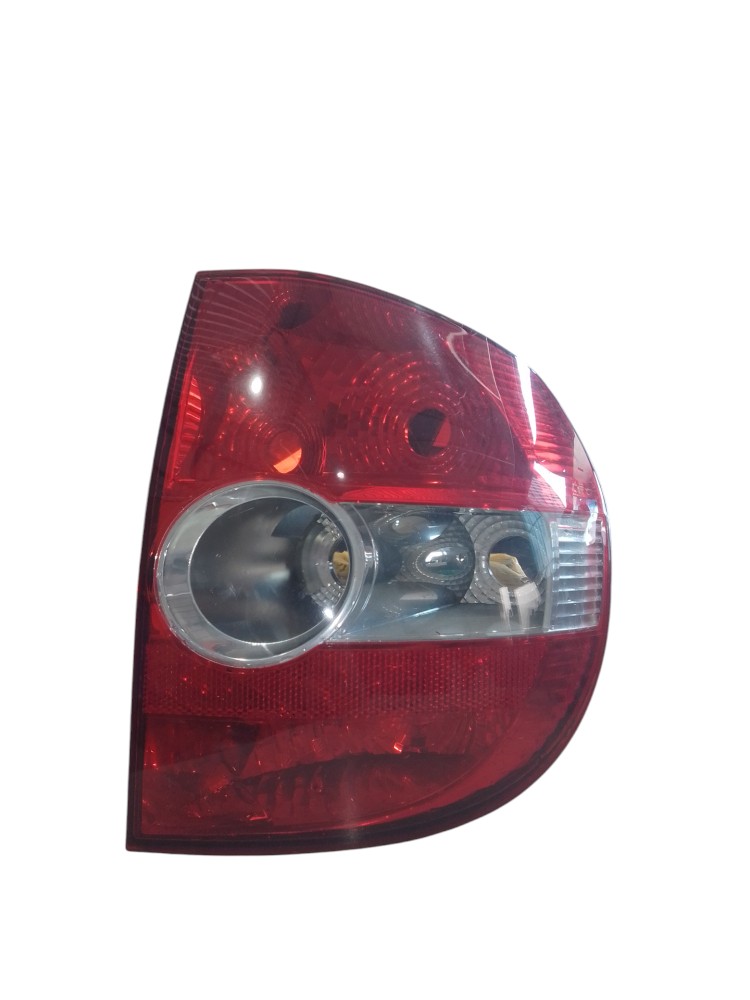 Lanterna Traseira Direito Volkswagen Fox 2003 A 2010 Direito/passageiro Vermelho