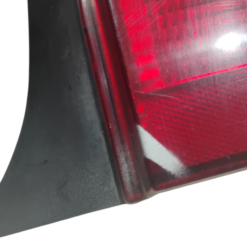 Lanterna traseira lado direita Fiat uno Mille V19 4