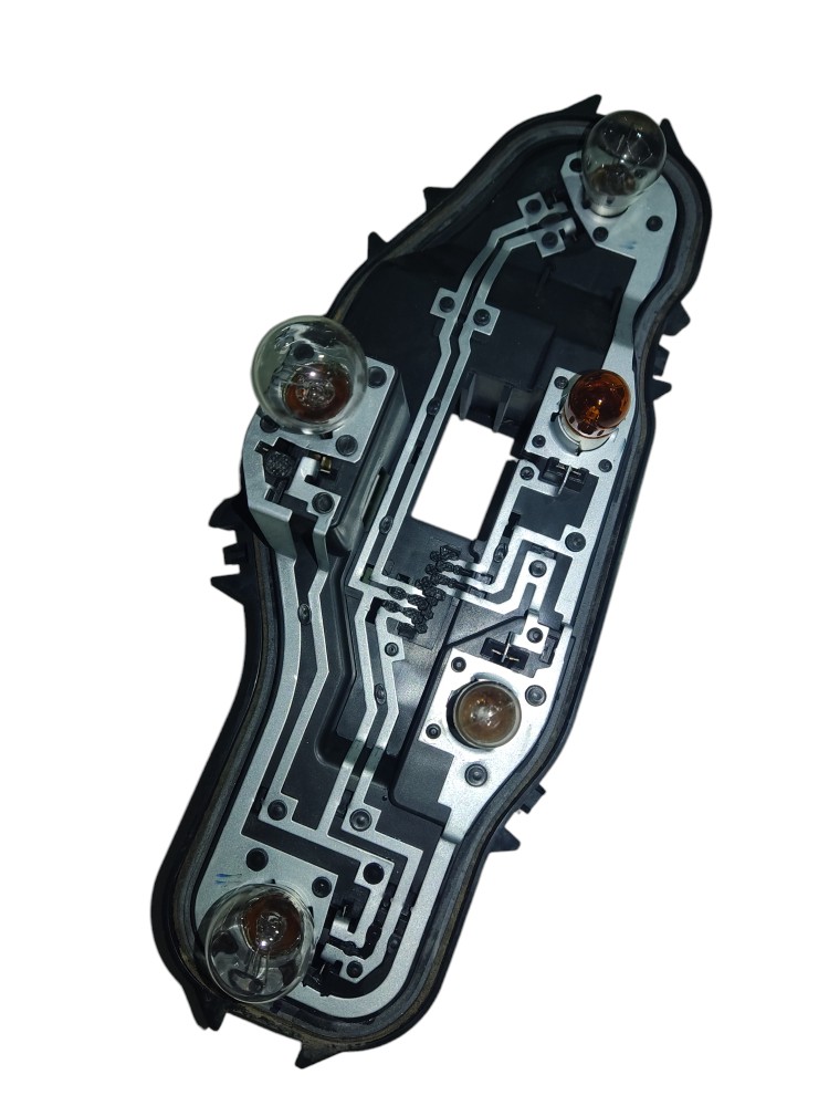 Circuito Lanterna Soquete Direito Traseiro Vw Up 2014 A 2021 Direito/passageiro