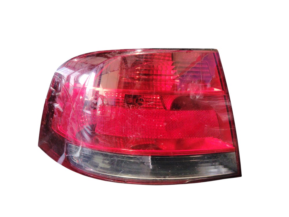 Lanterna Traseira Esquerda Vw Voyage Gol G5 2009 2012