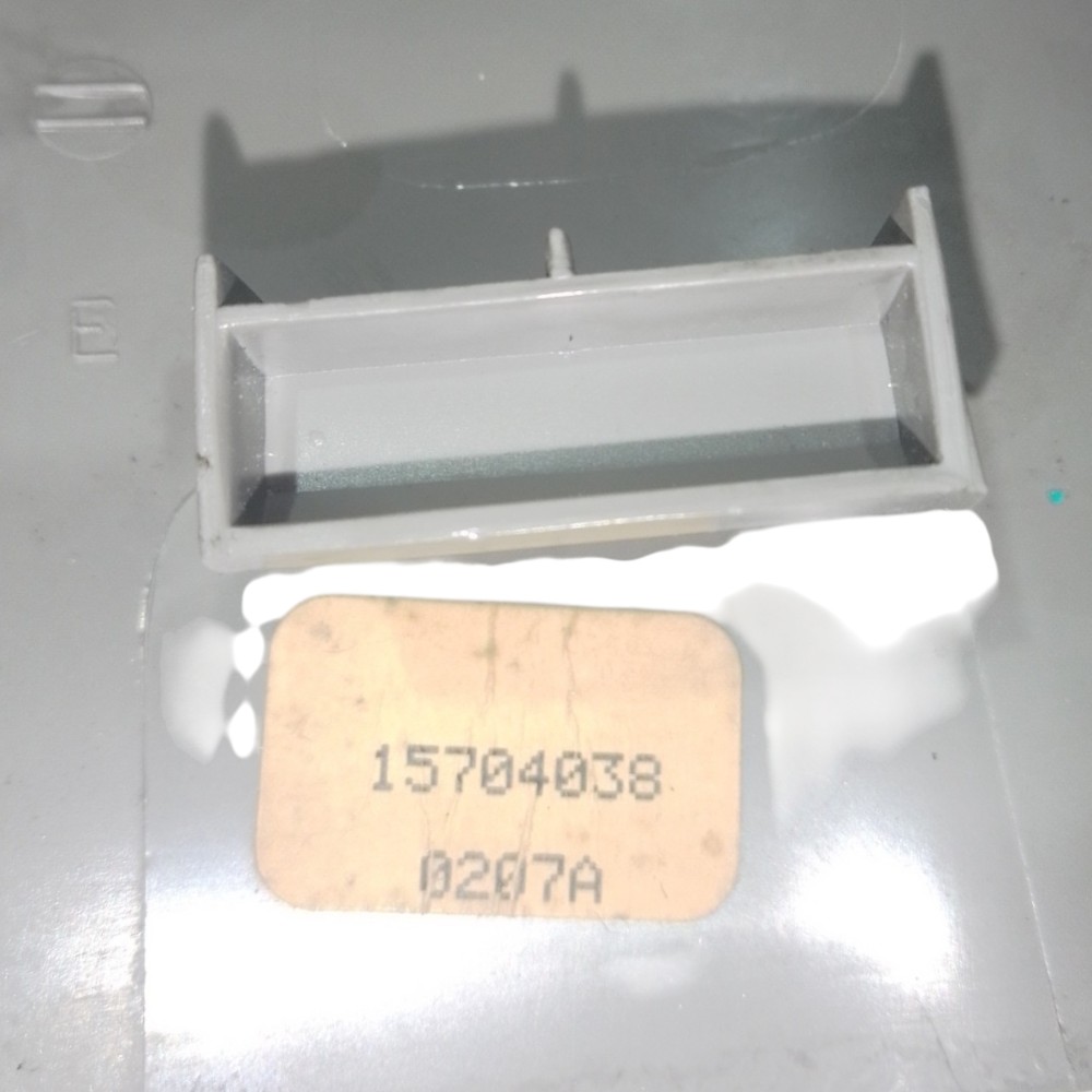 Moldura Botão Vidro Elétrico Chevrolet Blazer 95/00 15704038 8