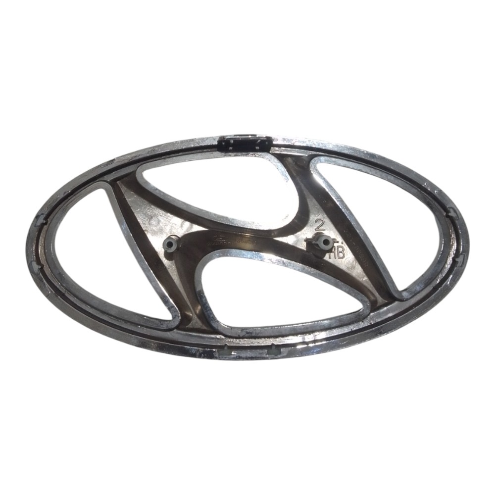 Emblema De Grade Dianteira Do Hyundai Hb20 863001s500 Prateado 5