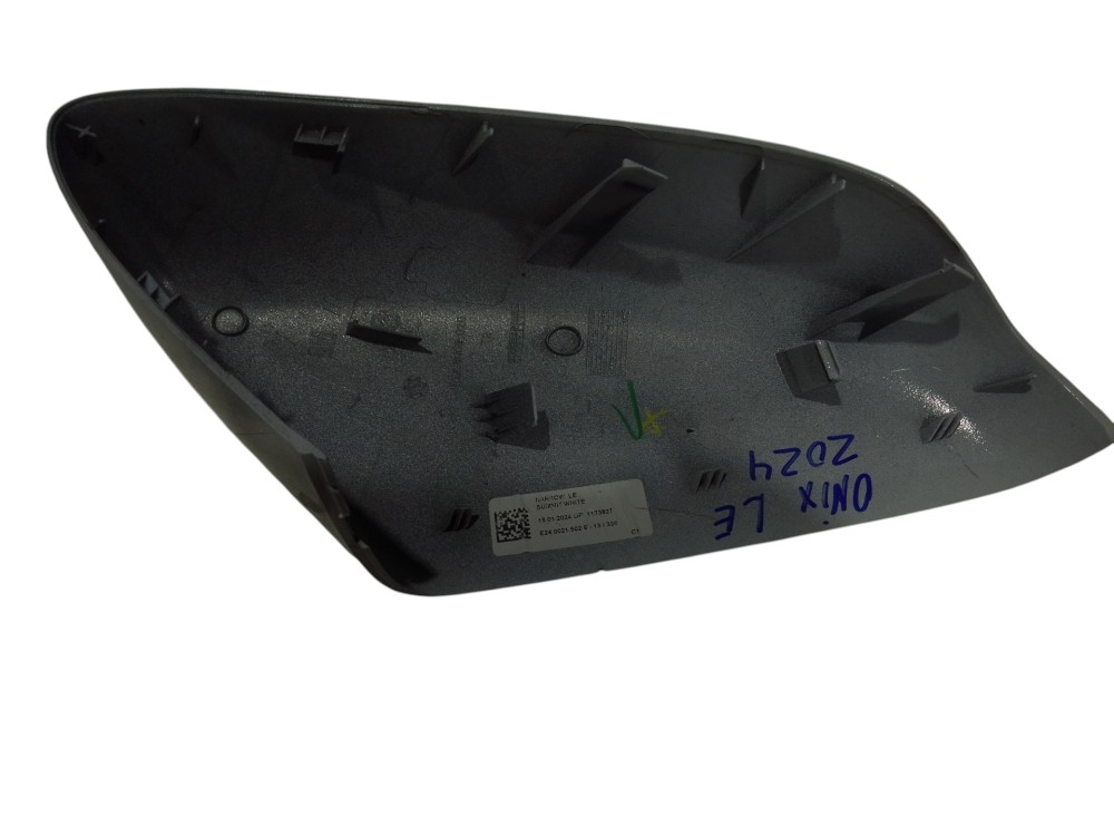 Capa retrovisor Esquerdo Chevrolet onix 2020 4