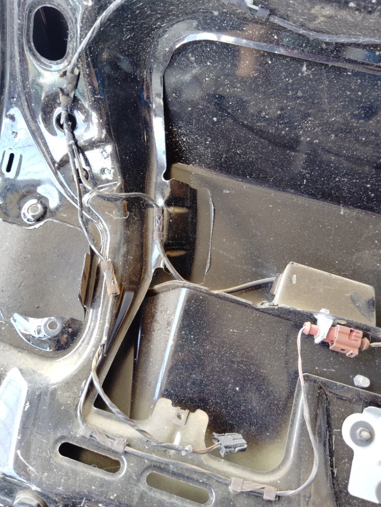 Tampa Traseira Polo Sedan Preto 2004/2014 7
