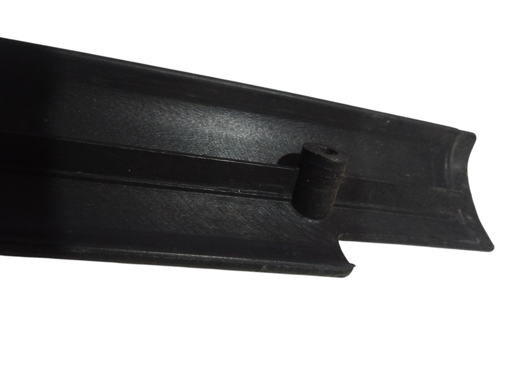 Moldura Fiat Exterior Direito 1988 1993 Preta 9