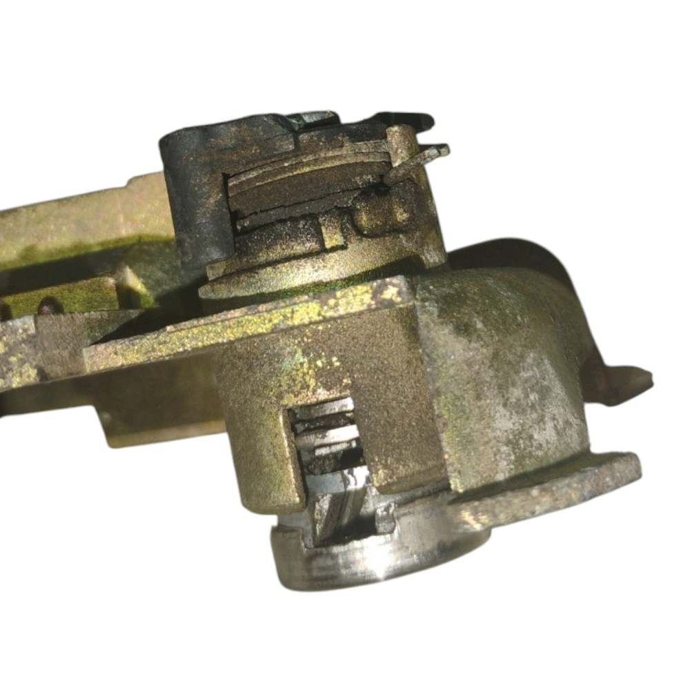 Cilindro Porta Dianteira Direita Com Suporte Gm Astra 1995 7