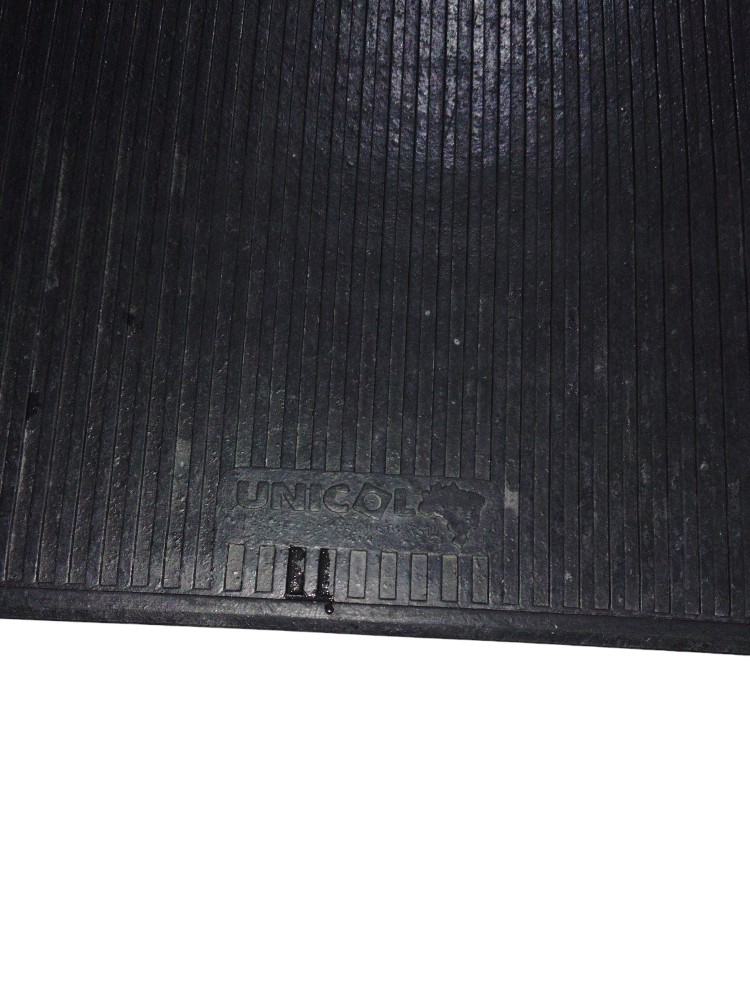Talete Assoalho Traseiro Citroen Xsara Picasso 2009 3