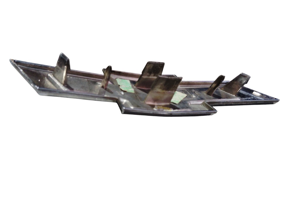 Emblema Grade Dianteira Gm Chevrolet Spin 2013 A 2018 24x9cm Cromado 3