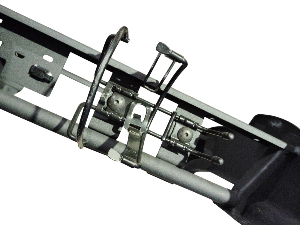 Suporte Base Banco Dianteiro D Extintor Xsara Picasso 07/12 3