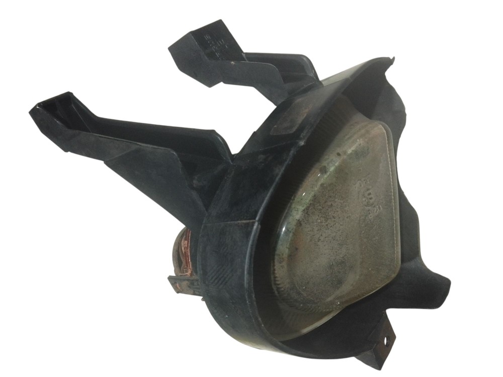 Farol auxiliar direito corsa Chevrolet 2001 2002