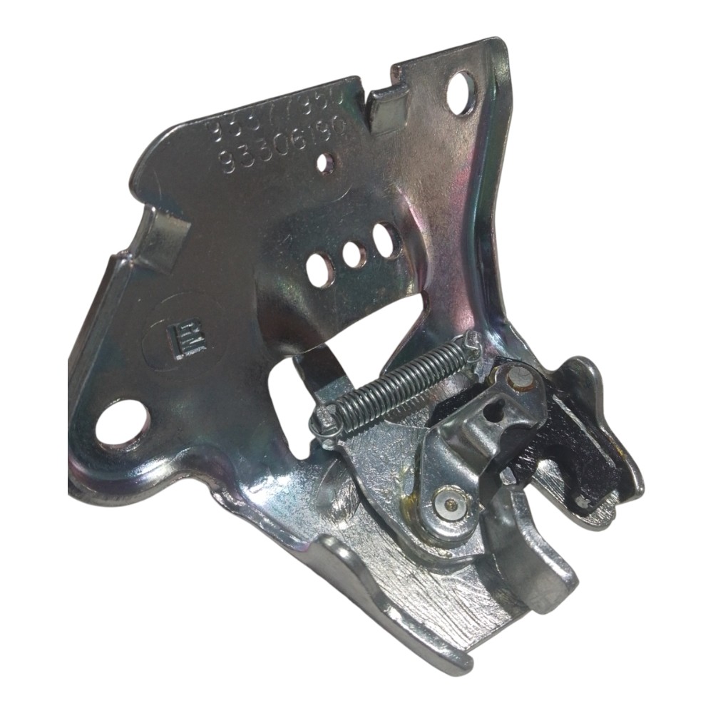 Fechadura tampa porta traseiro gm celta 2001 a 2006 5