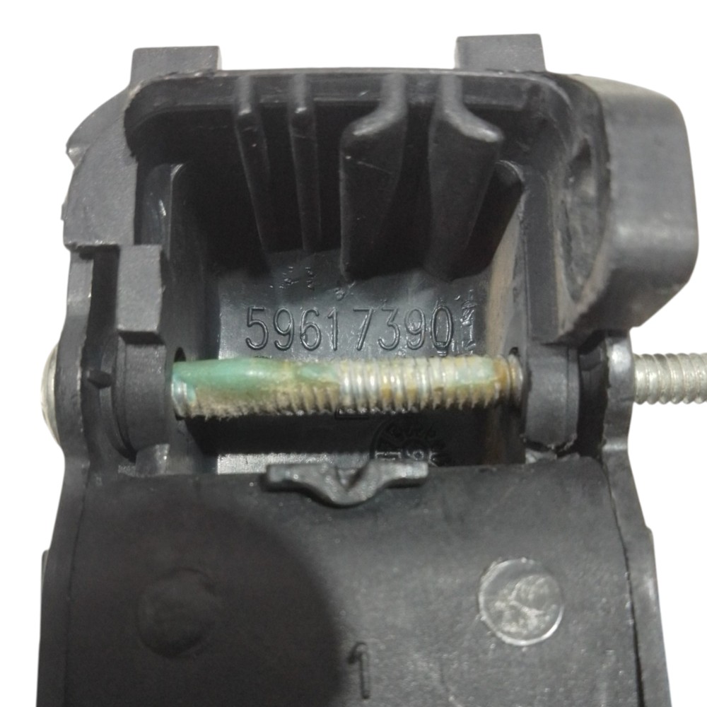Maçaneta Interna Esquerdo Dianteiro Fiat Uno Mille 2007/2008 Preto Dianteira 5