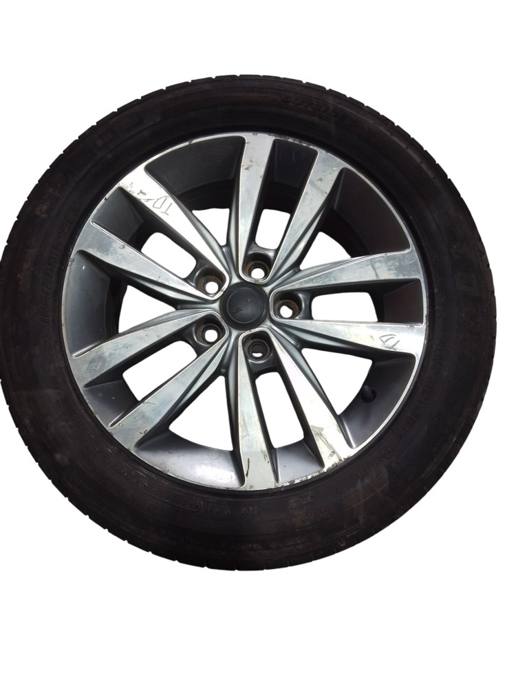 Roda aro 15 Volkswagen Fox original pneu meia vida prata