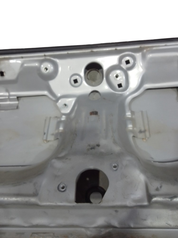 Tampa Traseira Porta Malas Fiat Uno 2004 2013 Prata 8
