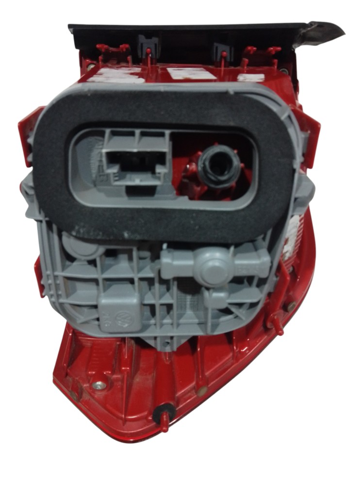 Lanterna traseira esquerda Volkswagen fox SpaceFox 2014 4