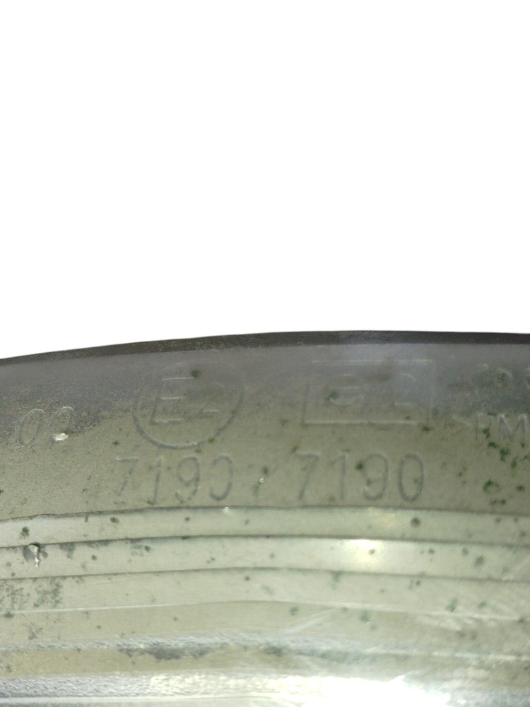 Luz De Placa Citroen Xsara Picasso 2000 A 2012 Et 3628 9