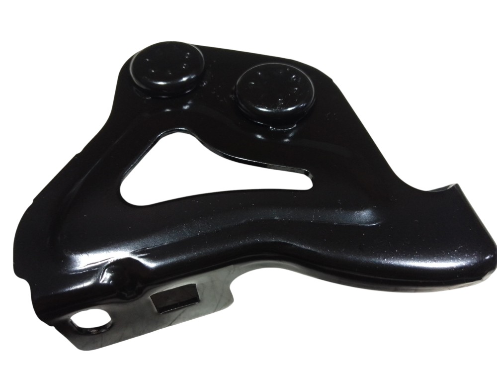 Suporte lateral parachoque dianteiro Chevrolet Onix 2017 19 7