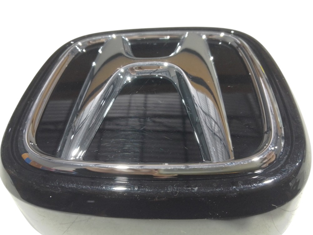 Emblema porta-malas honda hrv 2023 2025