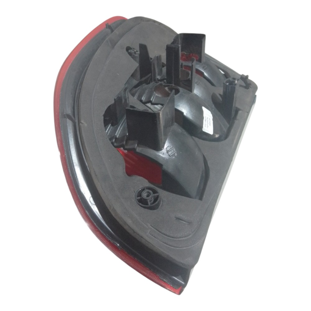 Lanterna esquerda Chevrolet GM Corsa Classic 2000  2009 4