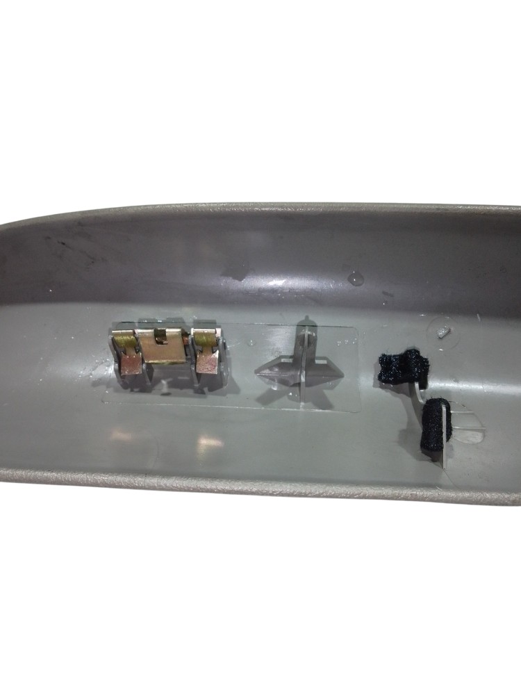Moldura Coluna Parabrisa Direito Chevrolet Blazer 1997 Cinza 6