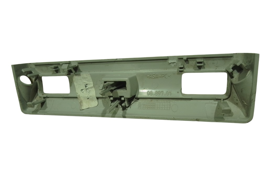 Moldura botão lanterna teto Volkswagen fox 2011 7