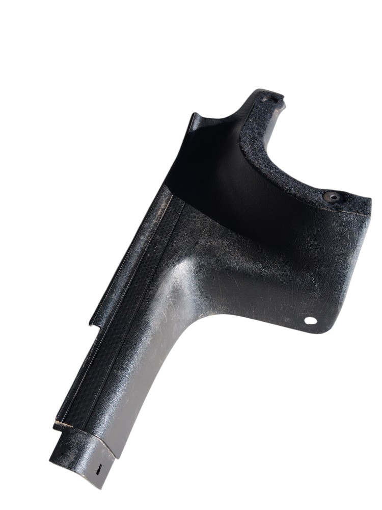 Moldura Soleira Banco Traseiro Direito Golf Mk3 1995/2000 Preto 3