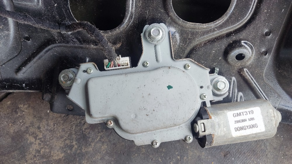 Tampa traseira Chevrolet Captiva 2008 2017 10