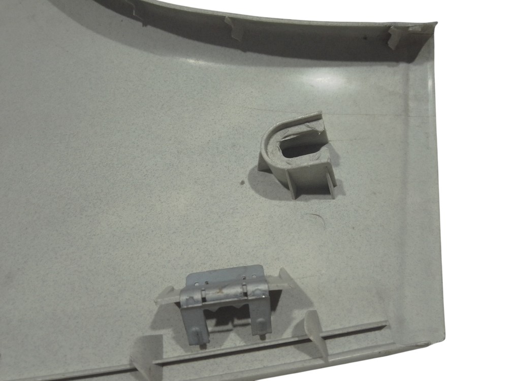 Moldura Acabamento esquerda Volkswagen Polo Sedan Voyage G5 G6 Bege 4