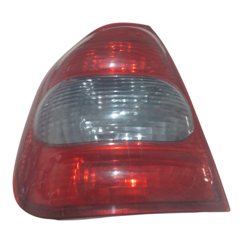 Lanterna esquerda Chevrolet GM Corsa Classic 2000  2009 2
