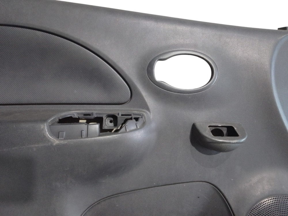 Forro Porta dianteira Esquerda Nissan March 2011 2014 8