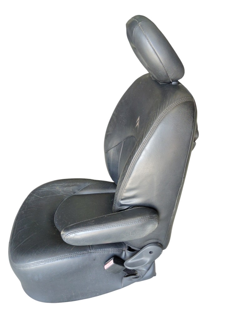 Banco Couro Dianteiro Direito Citroen Xsara Picasso 2001/12 Preto 2