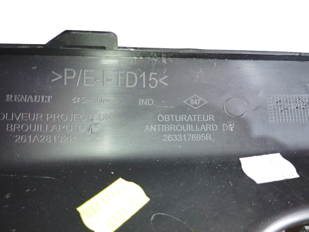 Moldura Farol De Milha Renault Sandero Lado Direito 15/24 Preto Direito 8