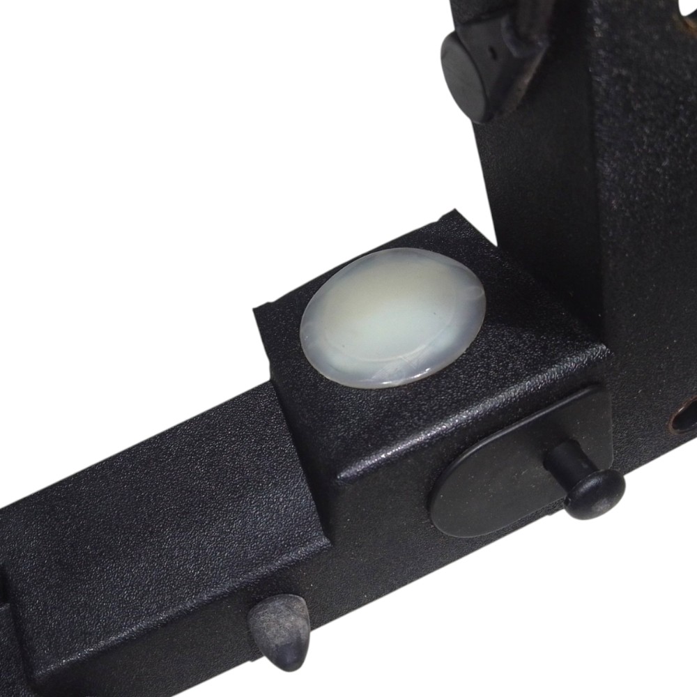 Base Dobradiça Porta-luvas Chevrolet Blazer 1997 15648046 Gm Preto 4