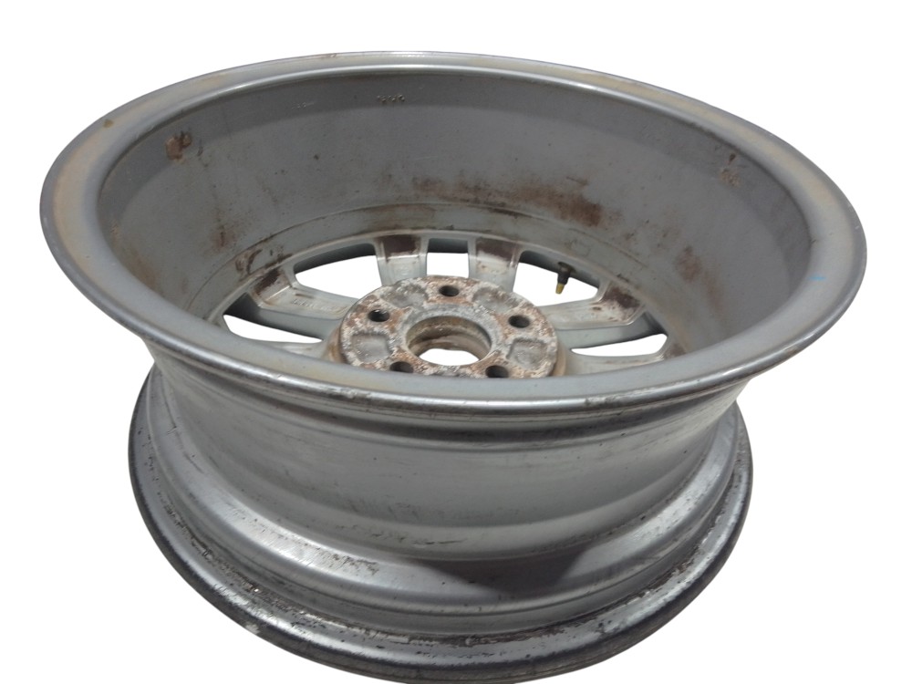 Roda liga leve aro 15 alumínio Volkswagen 5×100 et 6810 5