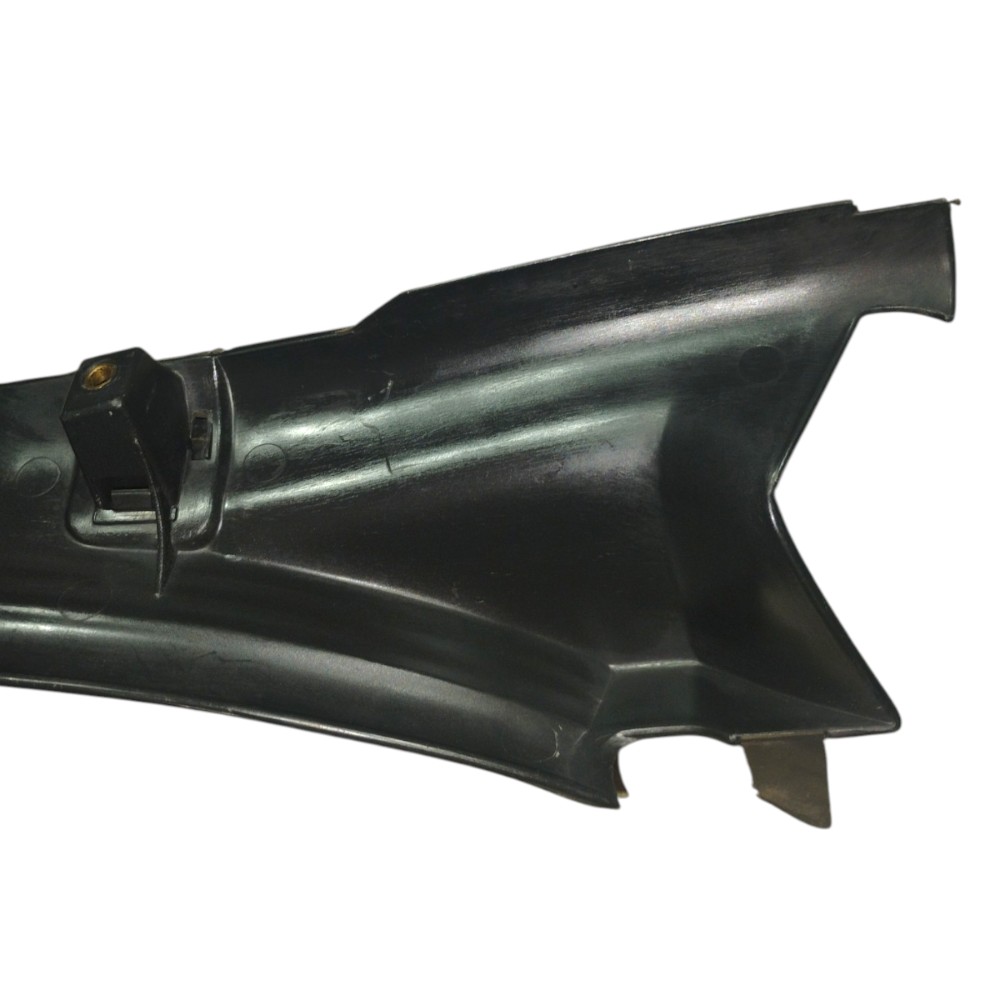 Soleira Porta Traseira Direita Chevrolet Astra V20 90359888 Preto 8
