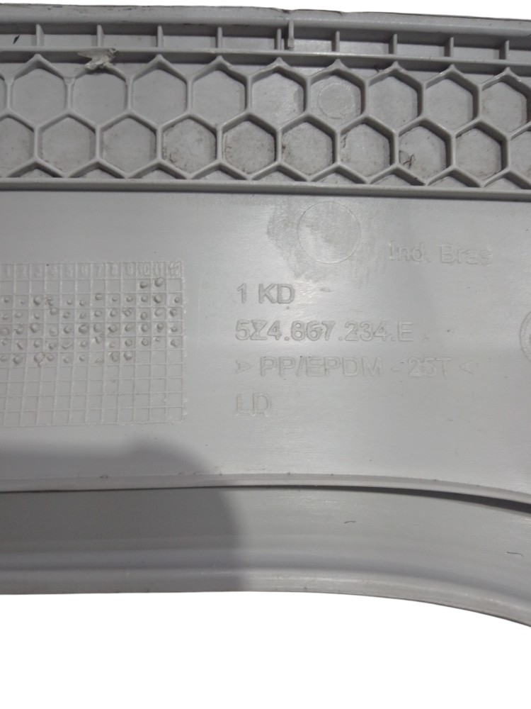 Moldura coluna Dianteiro Direito Volkswagen Fox 2010 2014 Bege 4