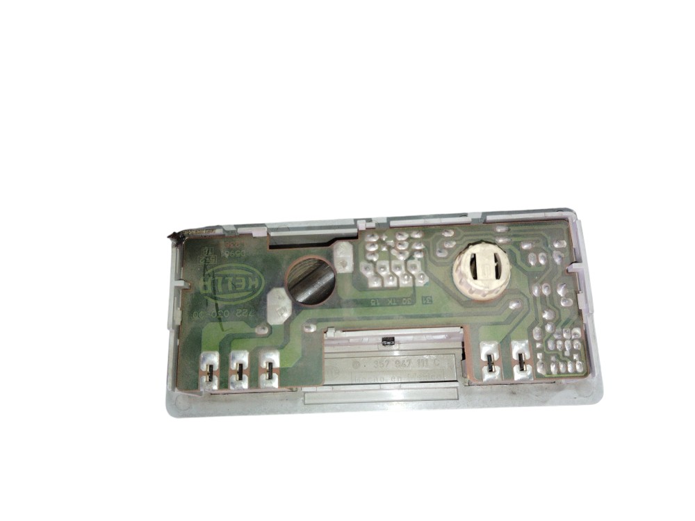 Luz Teto Cortesia Volkswagen Golf 1994 A 1999 357947111 5
