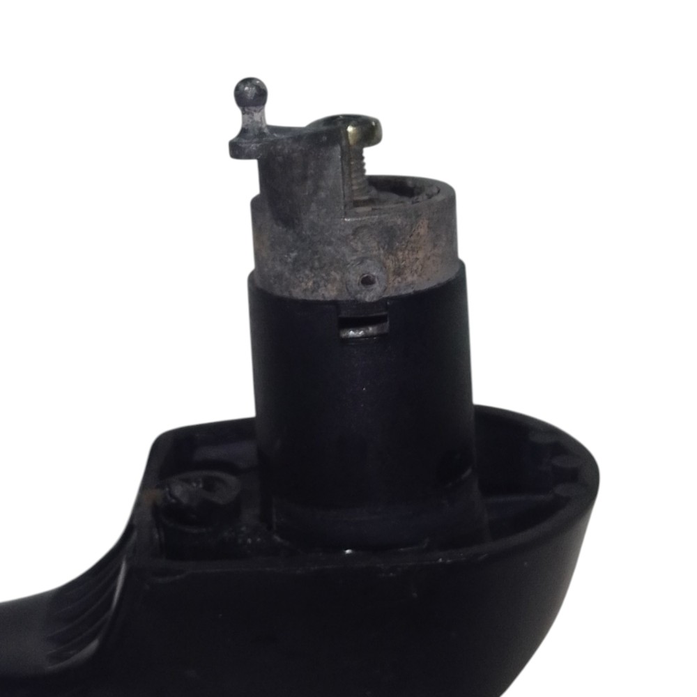 Maçaneta Externa Dianteiro Esquerdo Fiat Uno Mille 2005/2006 Preto Dianteira 4
