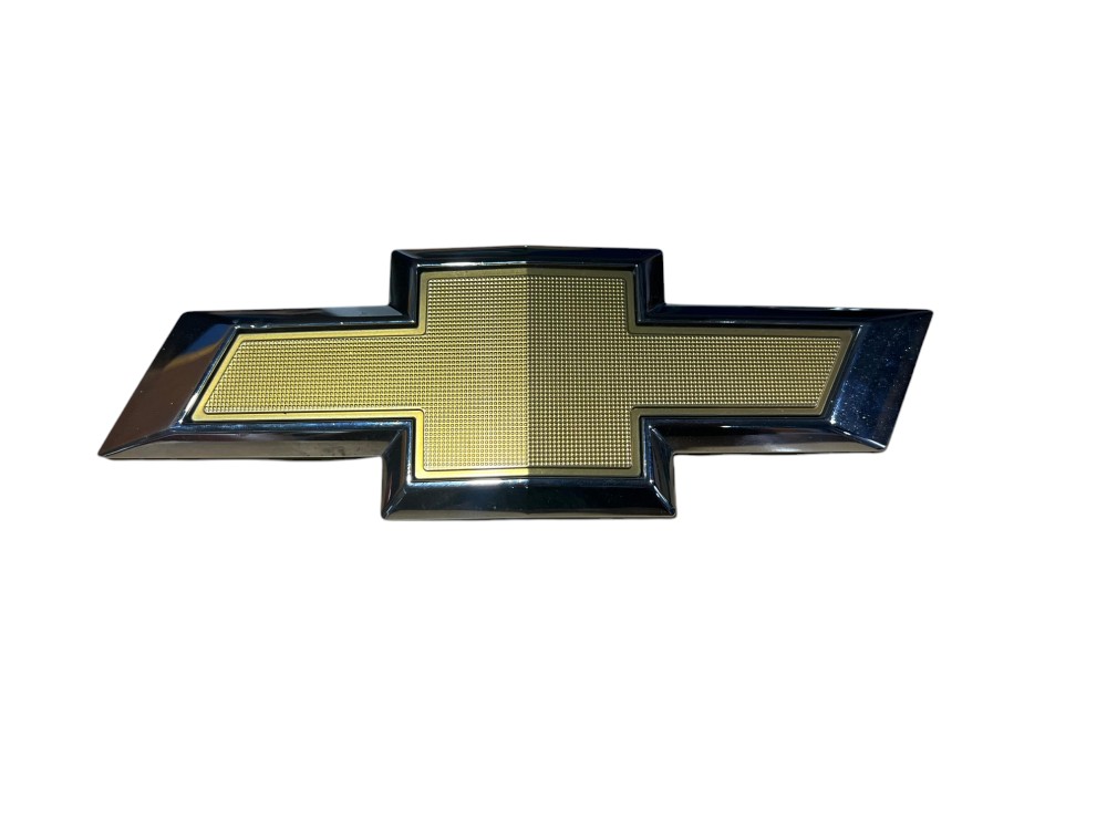 Emblema Grade Frontal Chevrolet Tracker 2022 Em Diante 4
