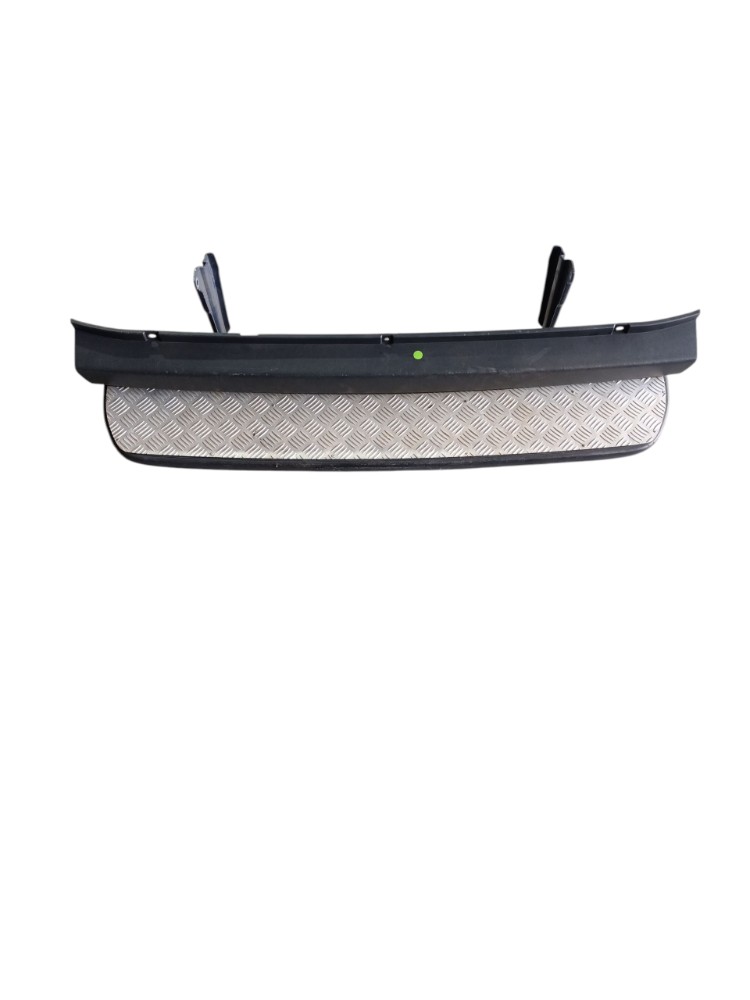 Pisante Para-choque Traseiro Mb Sprinter 2022 A9078809000 2