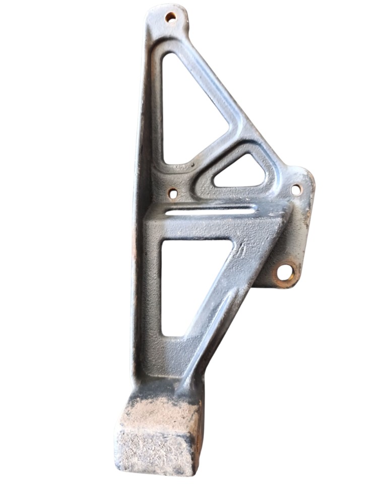 Suporte Dianteiro Estribo H Ld A9406660231 2
