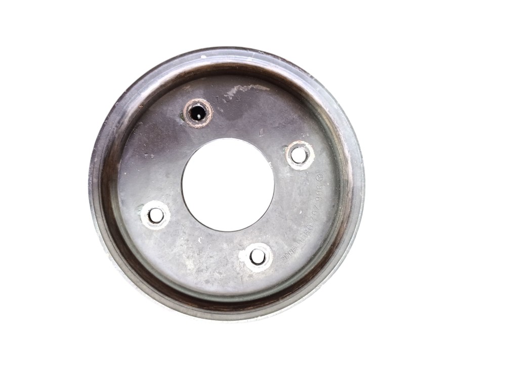 Polia Da Bomba Dágua Motor Mb Axor 1933 2009 9062020910 1