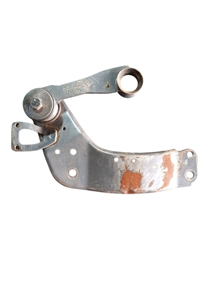Suporte Traseiro Cabine Lado Esq. Scania P124 Série4 1496087 2