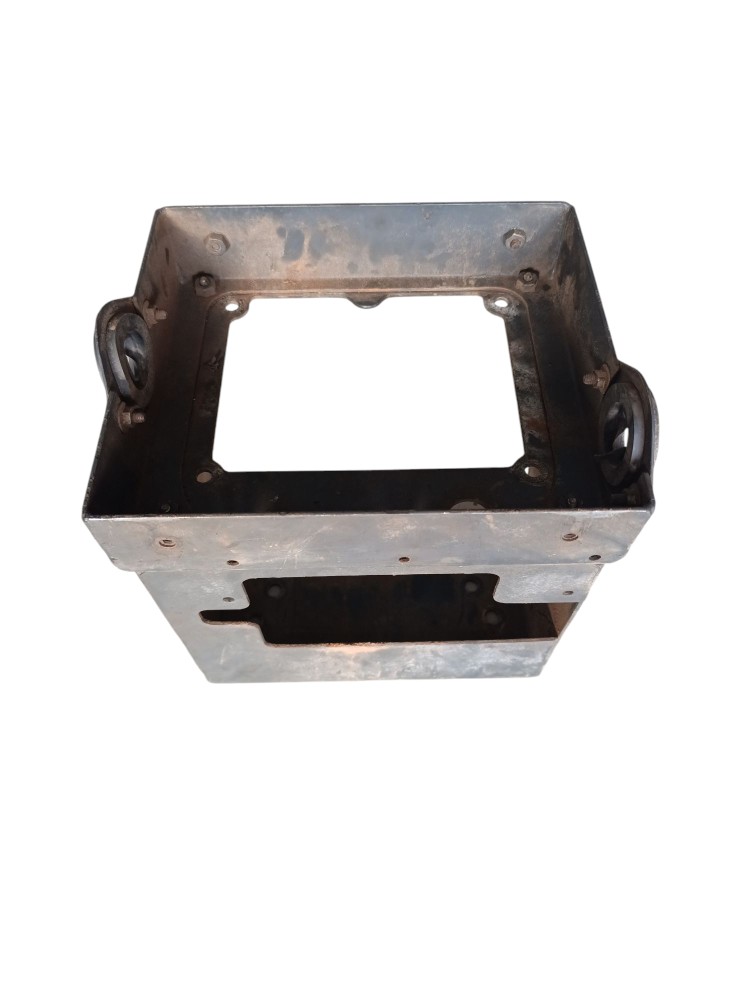 Suporte Bomba Do Arla Iveco Stralis 2